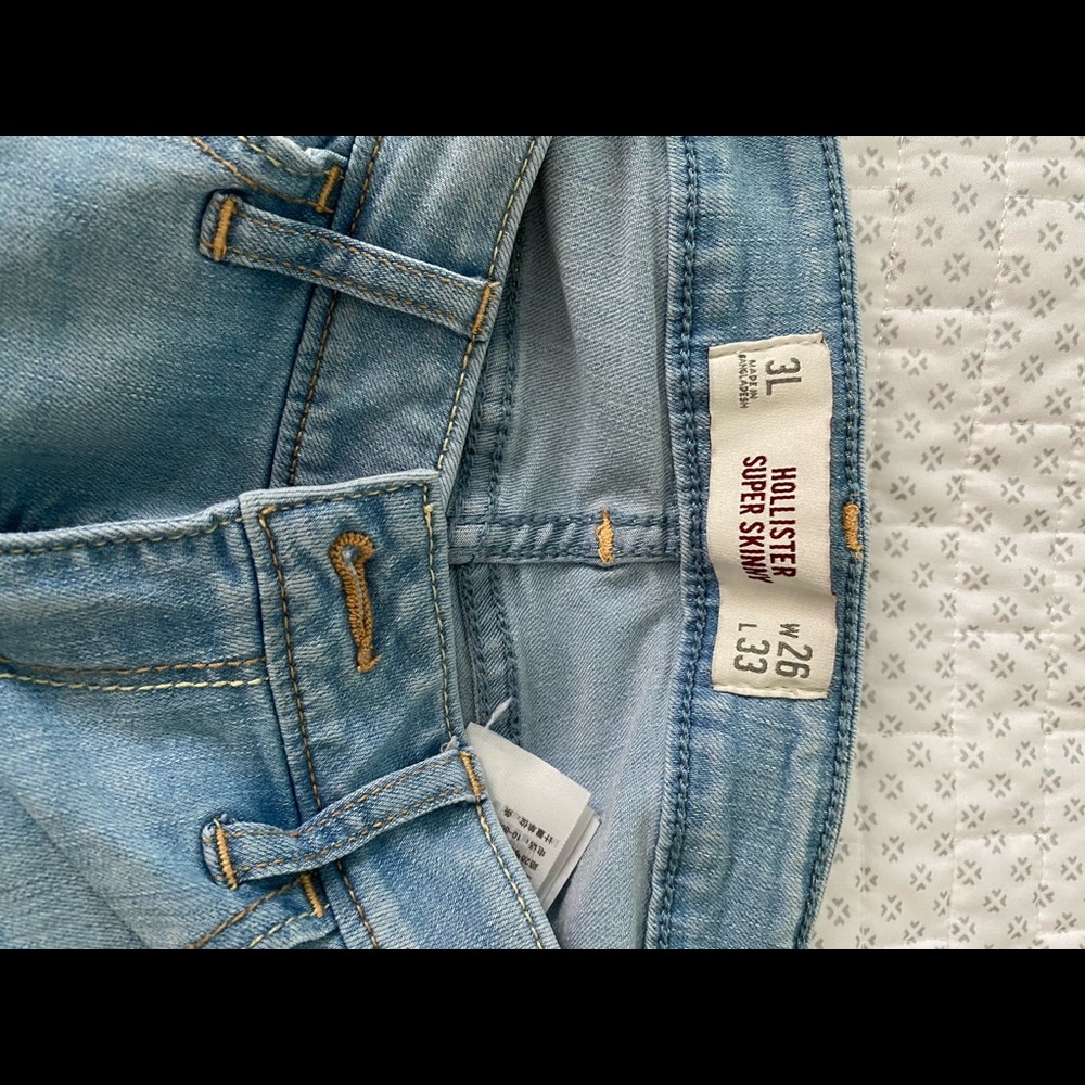 Hollister skinny jeans